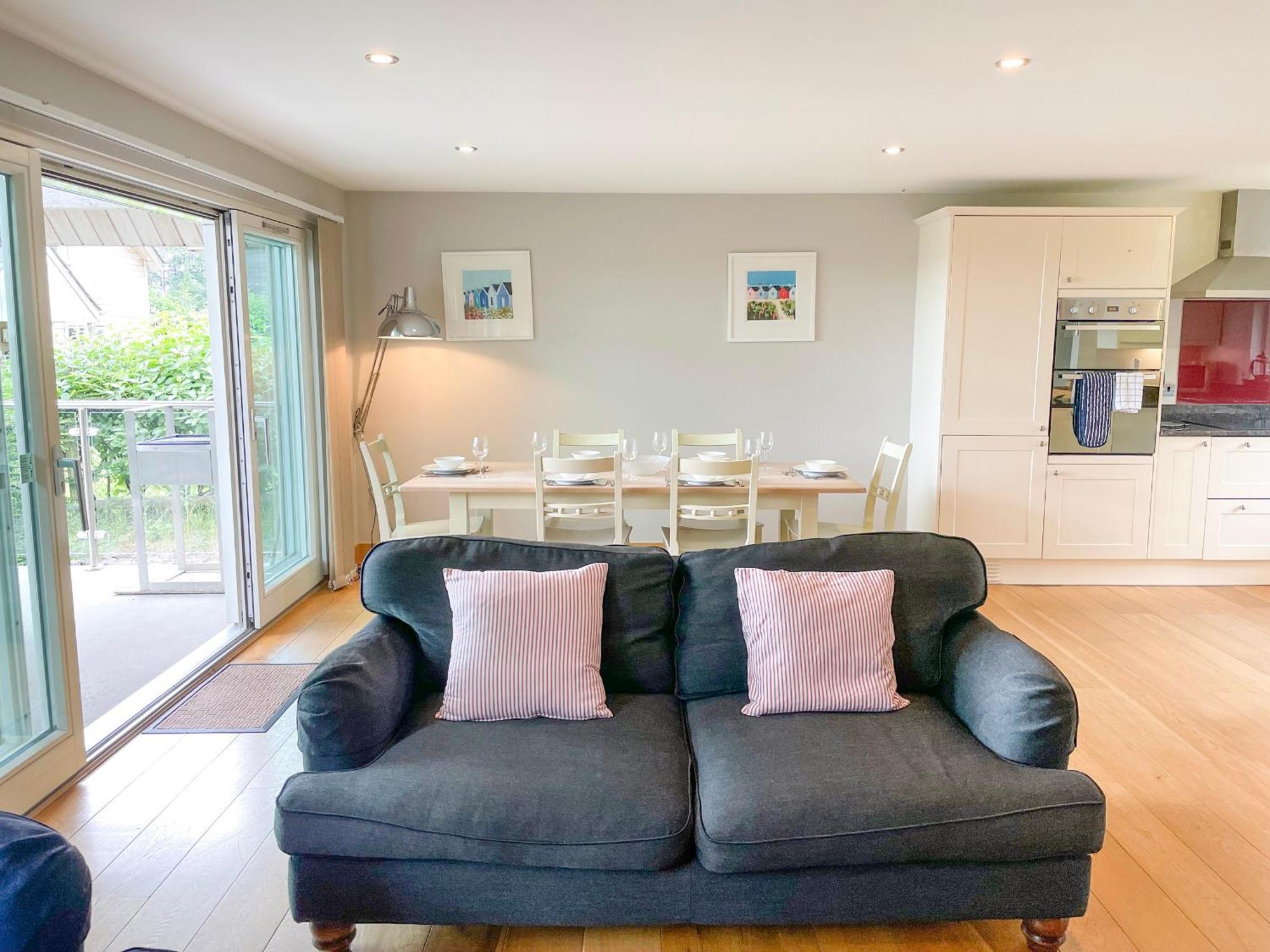 Swandown, 20 Poldon Villa Chard Bagian luar foto
