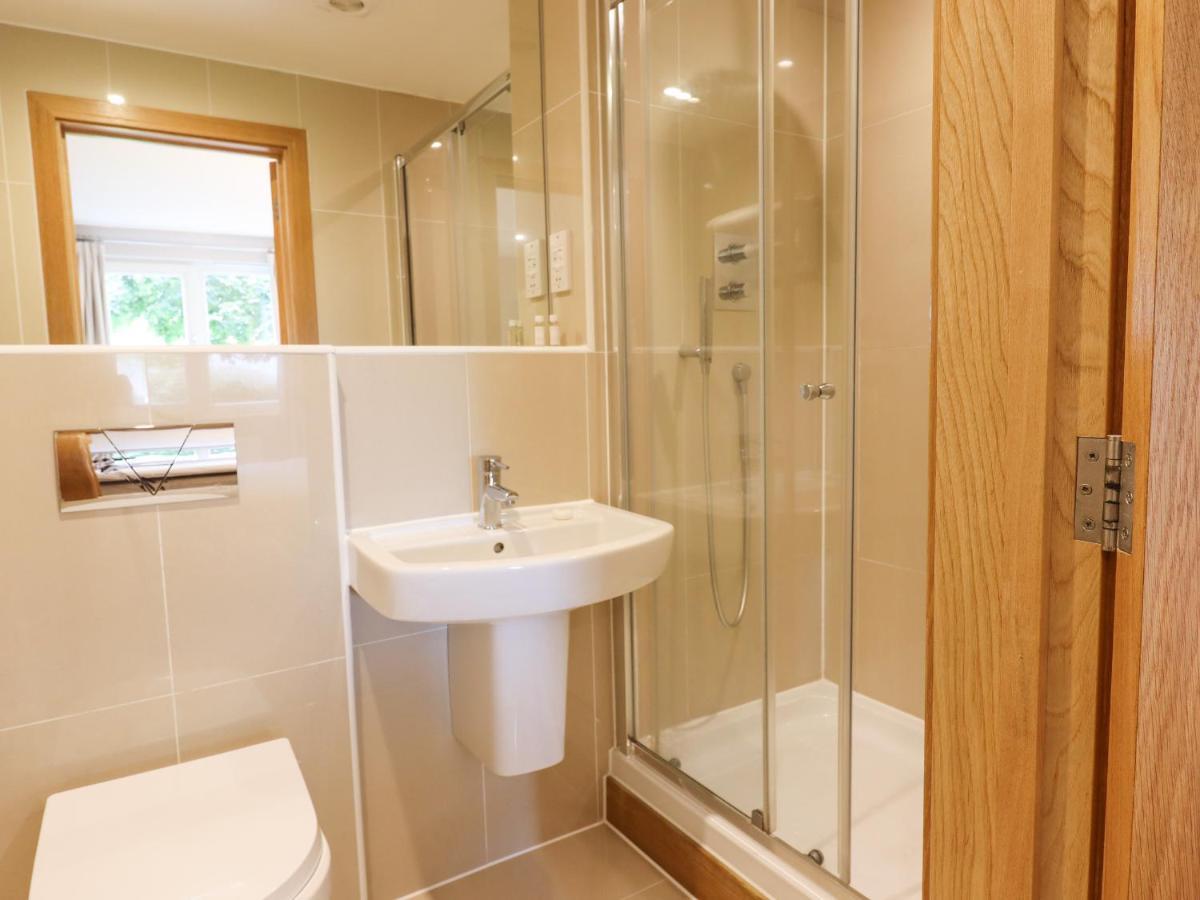 Swandown, 20 Poldon Villa Chard Bagian luar foto